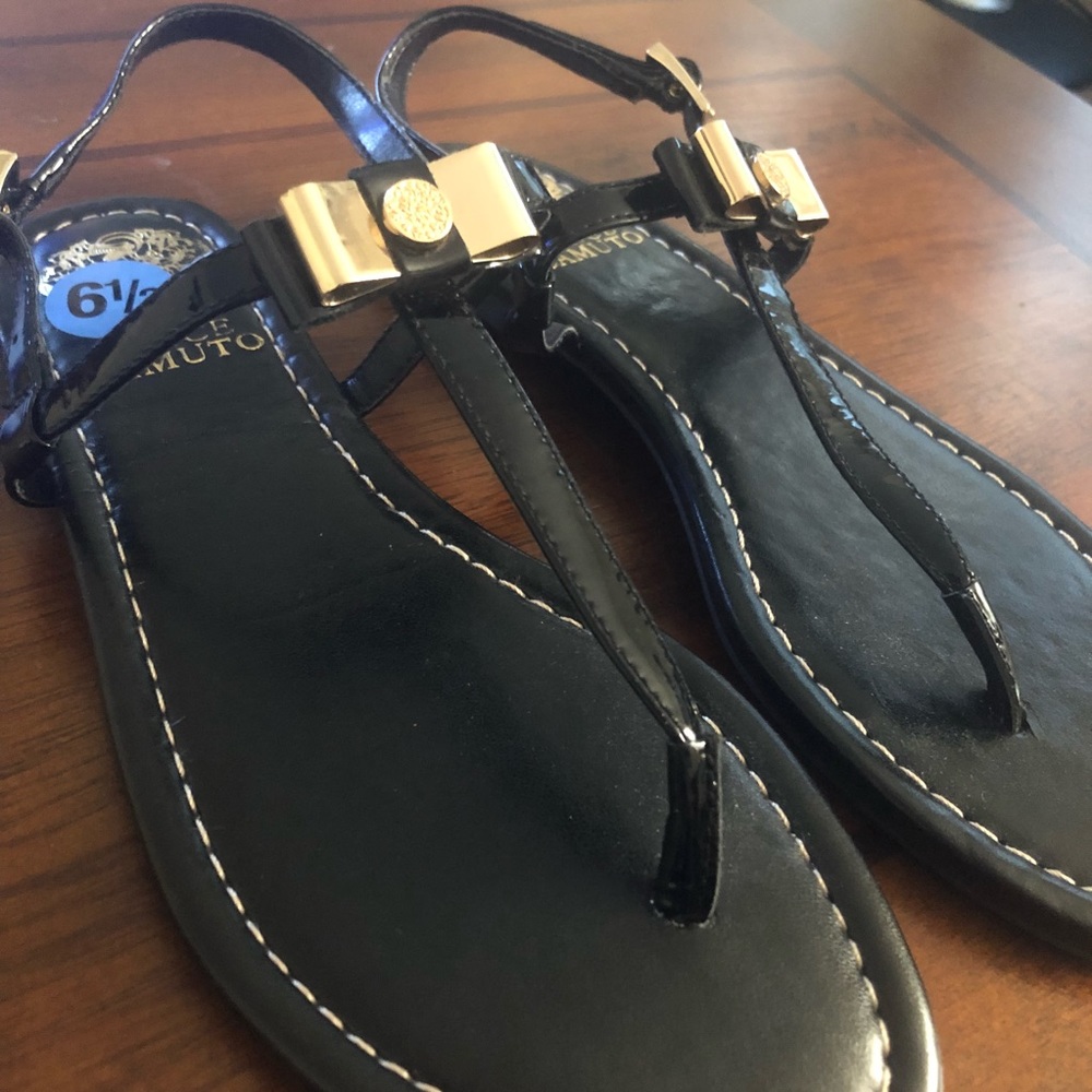 Vince Camuto black sandals size 6.5